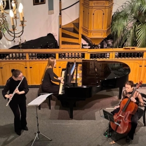 Sandra Andrade (fluit) ,Katerina Semitekolou (cello) & Yevgeniya Tsurul (piano)
